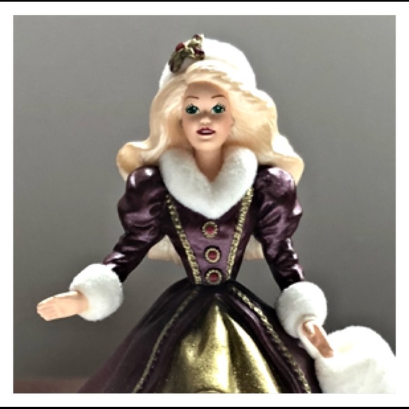 Happy Holidays Barbie Ornament collectors NIB - Picture 8 of 13